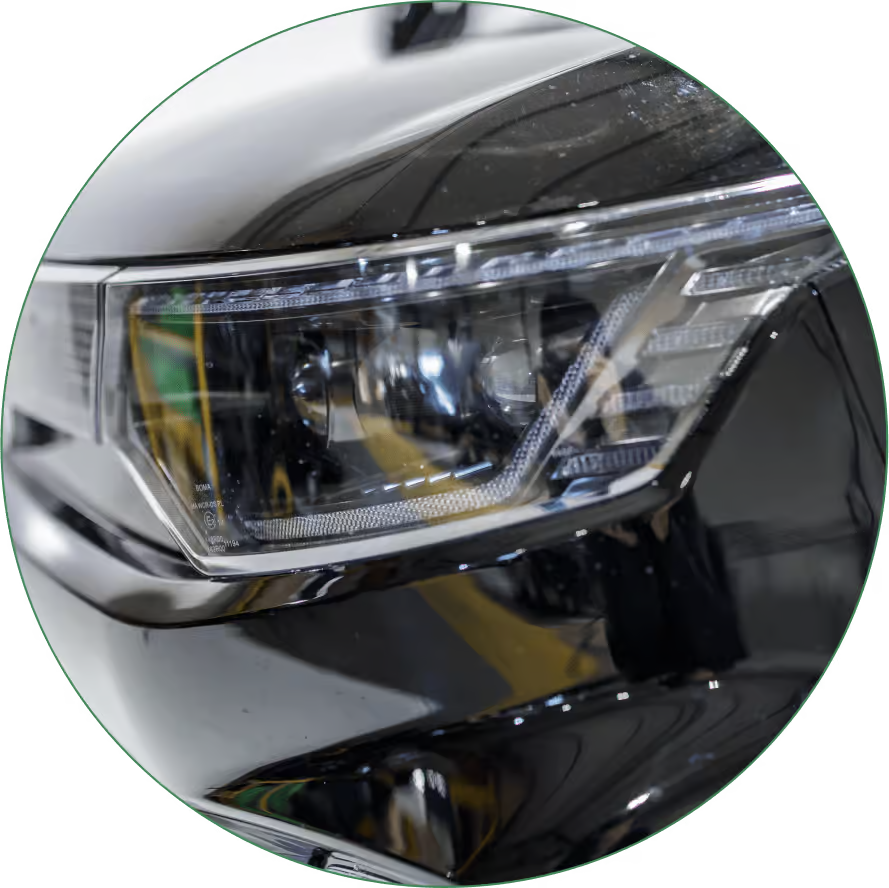 Închiriază Mașină electrică MoveEco Model X9 | Fără Permis | 25 km/h | Roșu